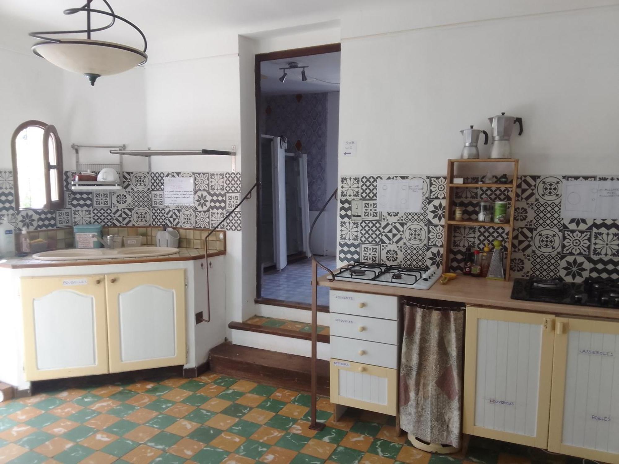 Les Favouilles - Gite & Chambres D Hotes Dauphin Eksteriør billede