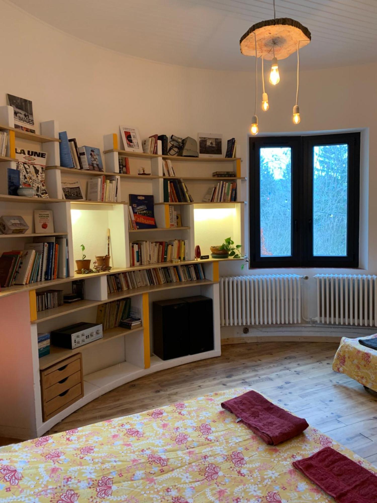 Les Favouilles - Gite & Chambres D Hotes Dauphin Værelse billede