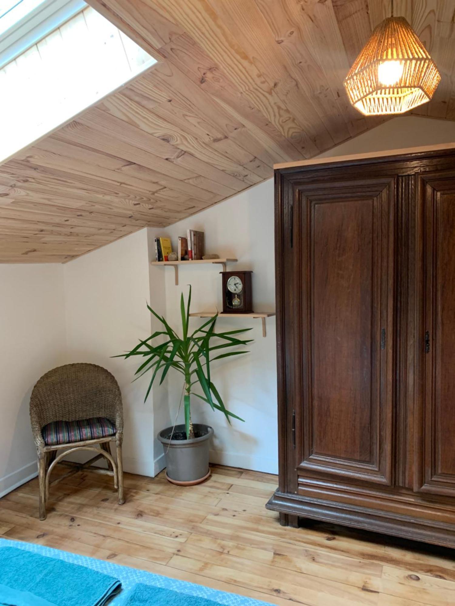 Les Favouilles - Gite & Chambres D Hotes Dauphin Eksteriør billede